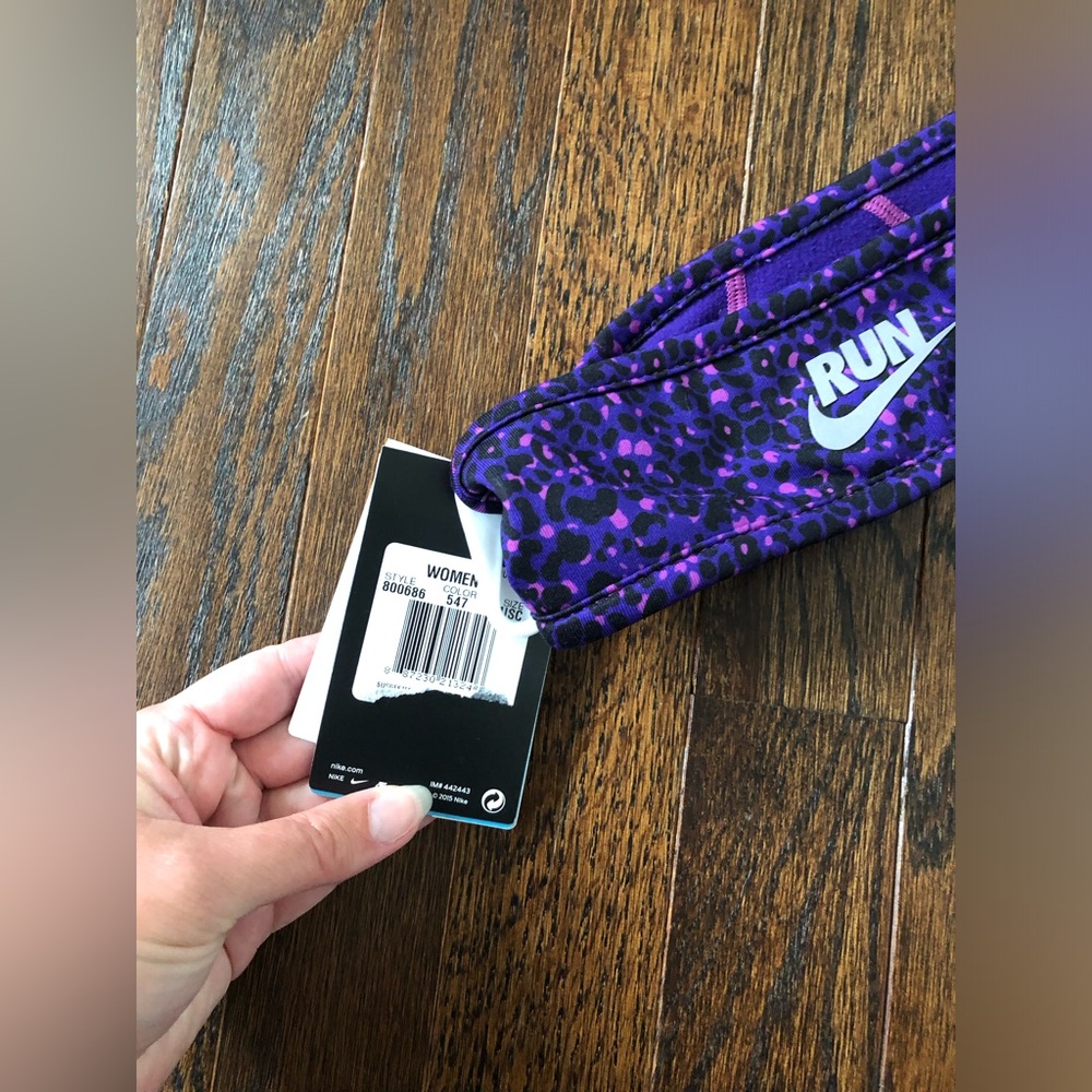 *NWT* Nike Women’s OSFM Dri-Fit Running Fleece Headband Purple Leopard Print - Picture 2 of 7